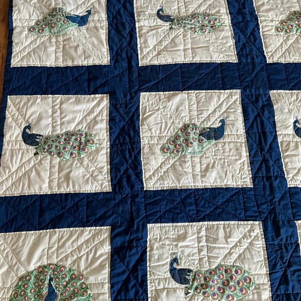Unbranded handcrafted quilt